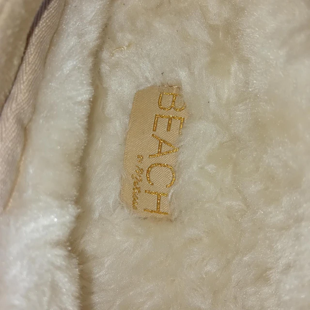 Beach , 39-40 7