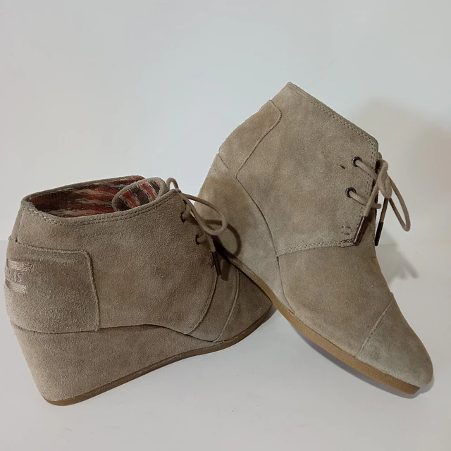 Toms , reno , 39 2