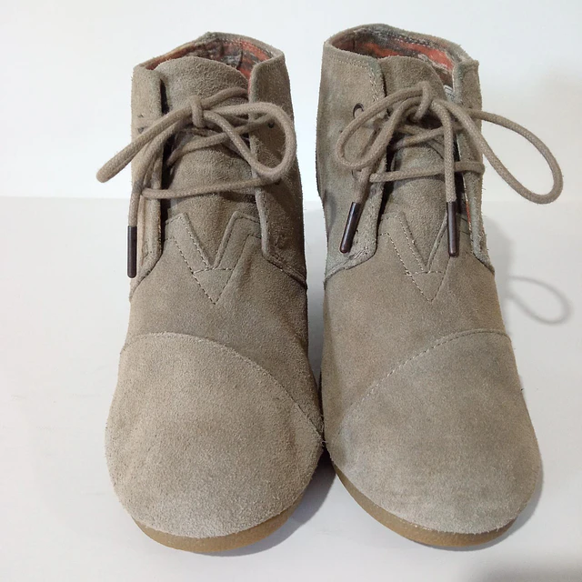 Toms , reno , 39 3
