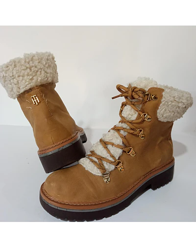 Tommy Hilfiger , 37,5