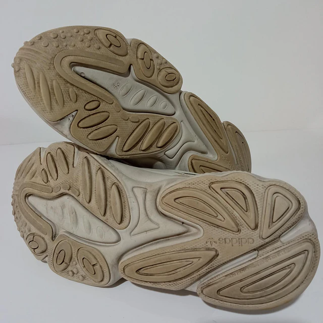Adidas Ozwego , 26 cm 8
