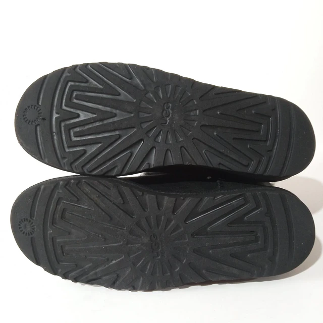 UGG Mini Bailey Button , 38 9