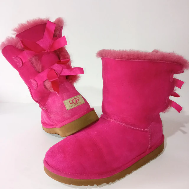 UGG Bailey Bow , 37 1