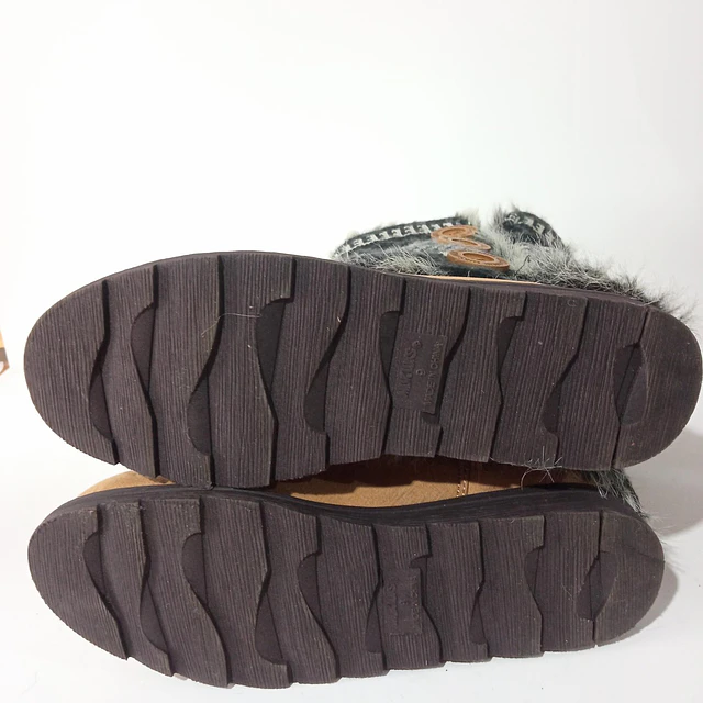 Muk Luks , 39 11