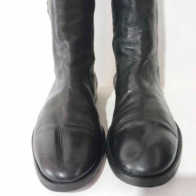 Yves Saint Laurent , cuero , 37 5