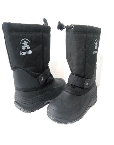 Kamik , 35