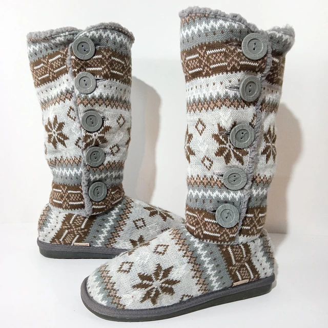Muk Luks , 39 1