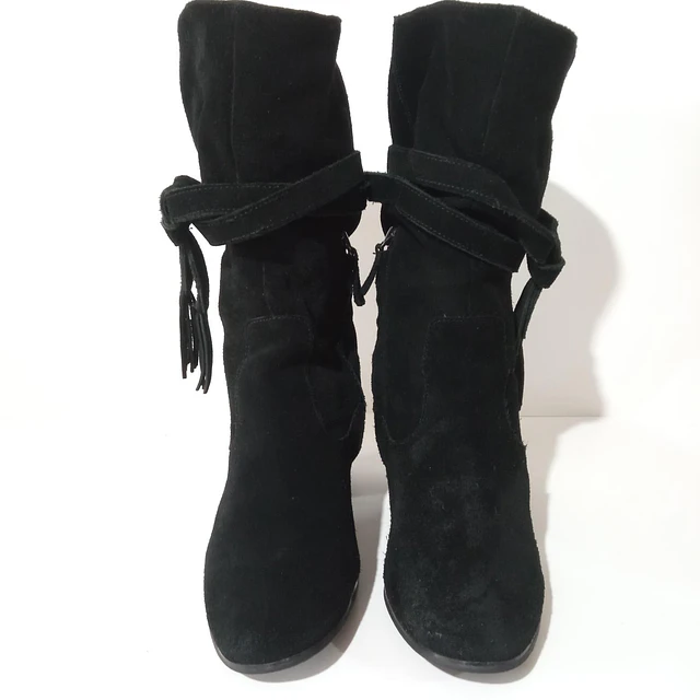 Tahari , reno , 39 2