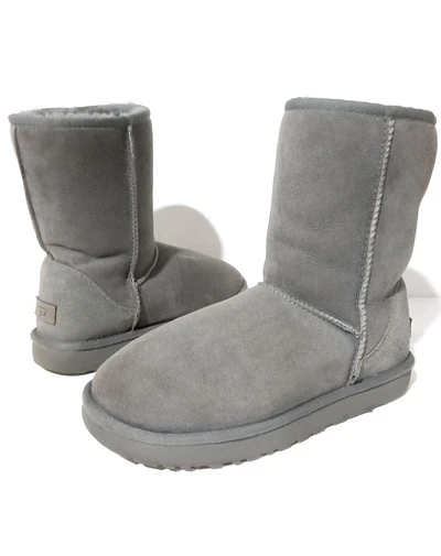 UGG Classic Short II , 39