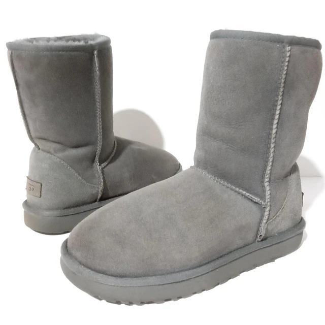 UGG Classic Short II , 39 1