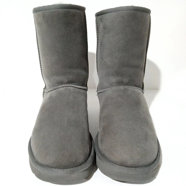 UGG Classic Short II , 39 3