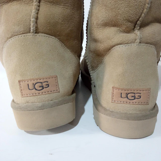 UGG Classic Short II , 40 5