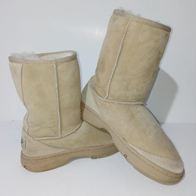 UGG Ultimate Short , 36 2