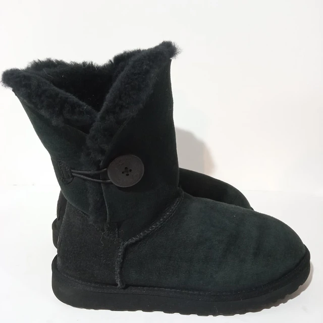 UGG Bailey Button II , 38 3