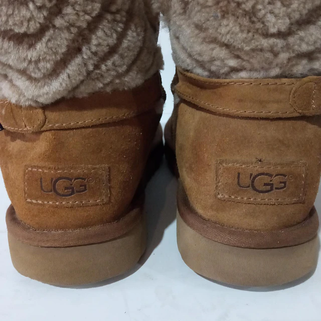 UGG Adria  , 38 6