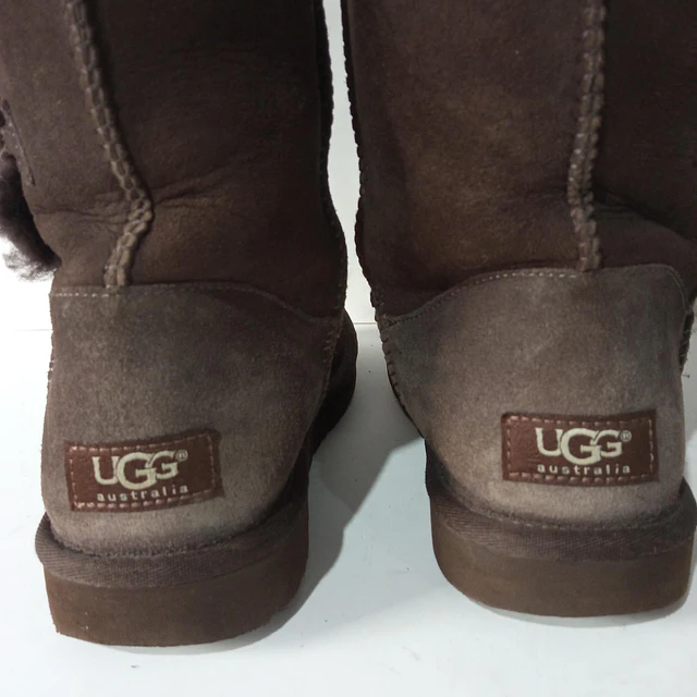 UGG Bailey Button Triplet II , 37 7