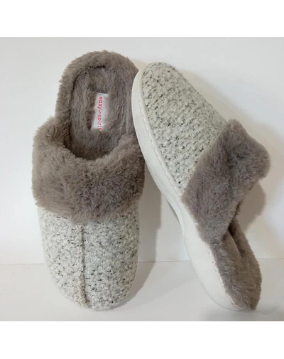 Easy Spirit , 39-40