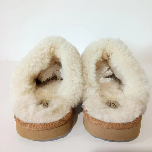 UGG , 29 4