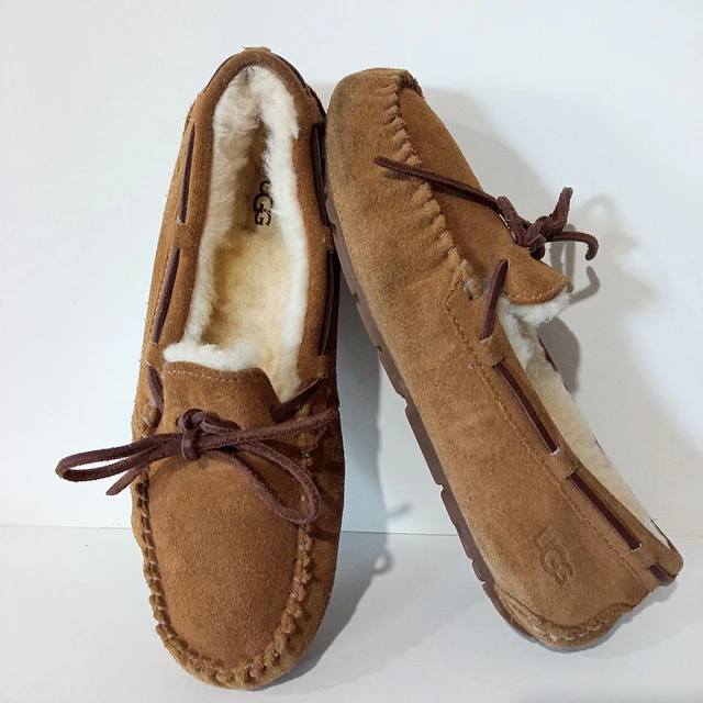 UGG Dakota , 38 1