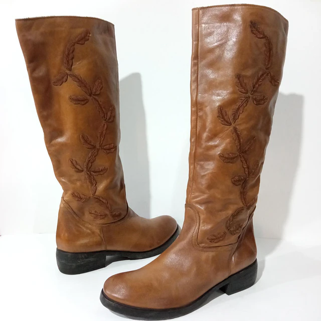 Sundance , cuero , 40  1