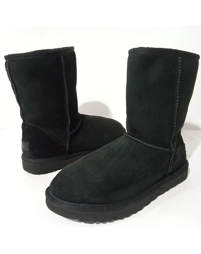UGG Classic Short II , 38