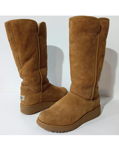UGG Amie , 37