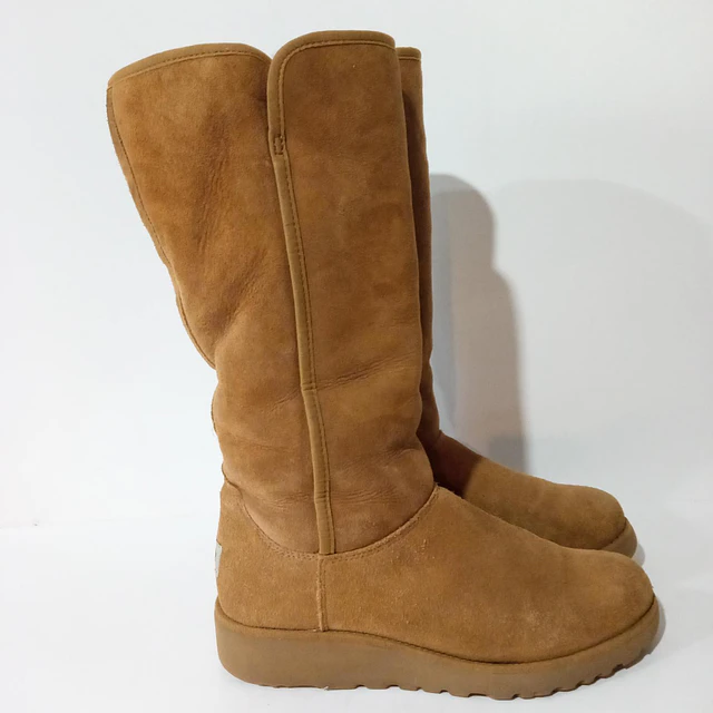 UGG Amie , 37 5