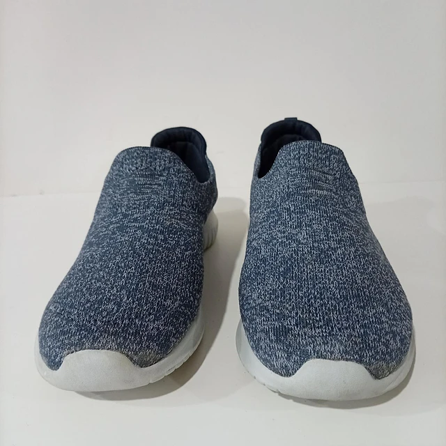 Skechers , 39 3
