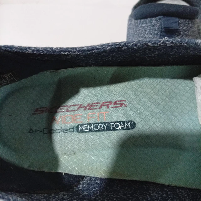 Skechers , 39 5