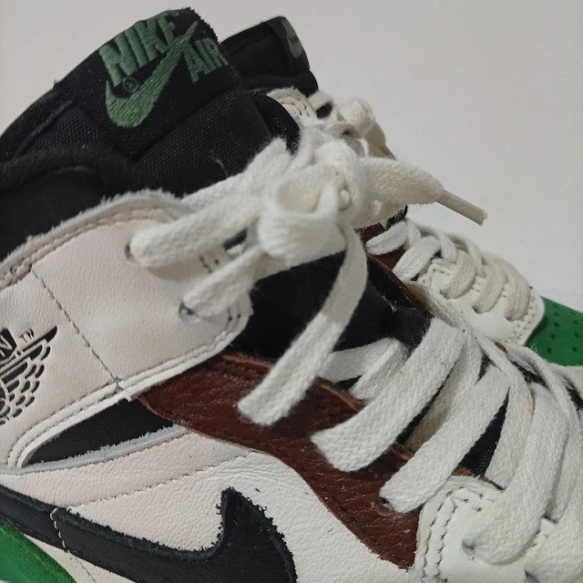 Nike Air Jordan 1 Mid , 26 cm 5
