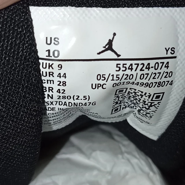 Nike Air Jordan 1 Mid , 28 cm 7