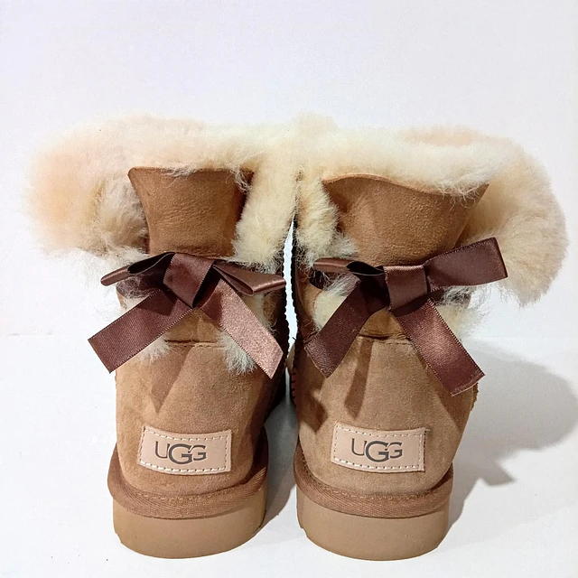 UGG Mini Bailey Bow II , 39 6