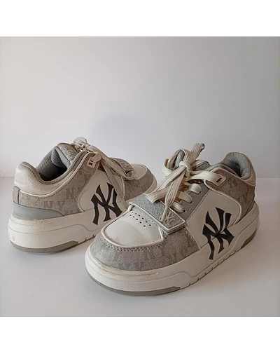 New York Yankees , 36,5