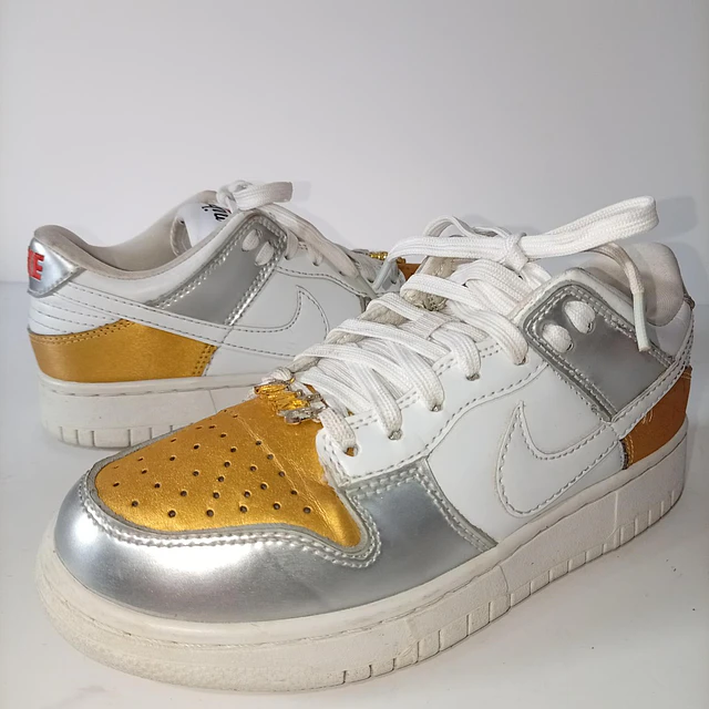 Nike Dunk Low Se 