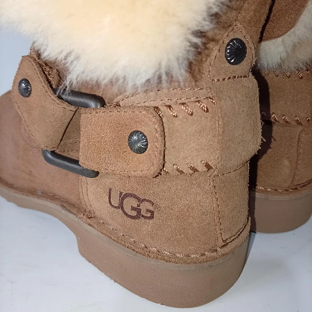 UGG Cedric , 38 9