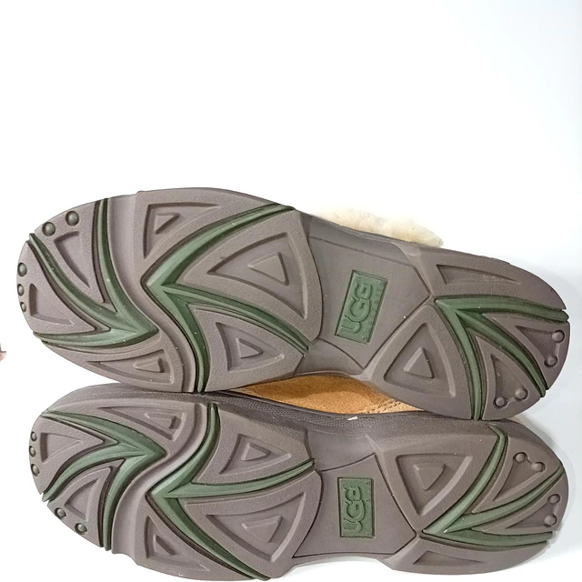 UGG Sunburst Tall , 41 6
