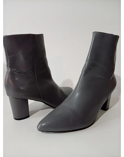Botines numero 40