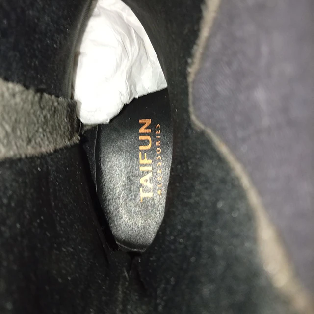 Taifun , cuero , 37 5