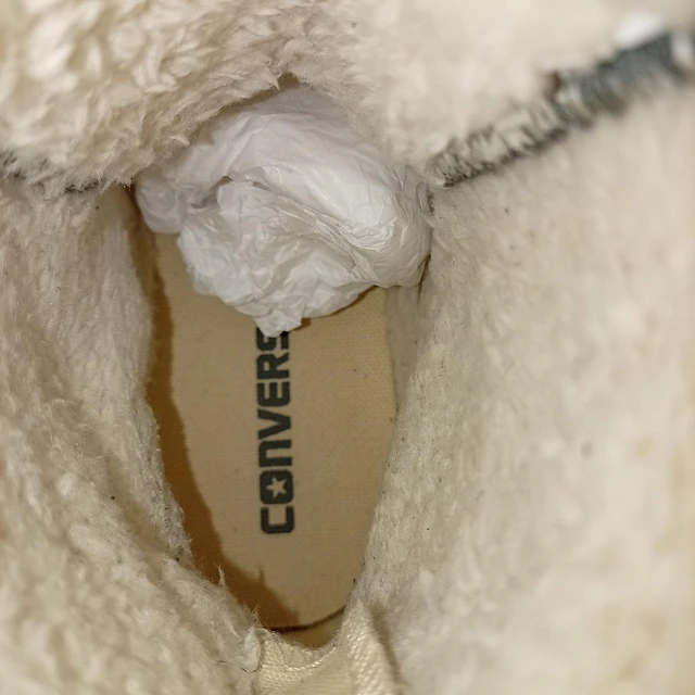 Converse , reno , 37 5