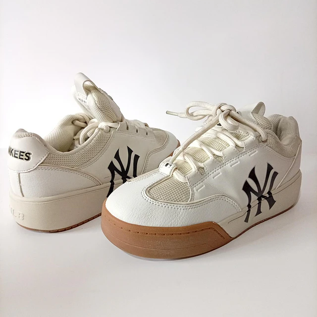 New York Yankees , 41 1