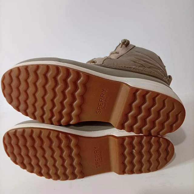 Sperry , 38 10