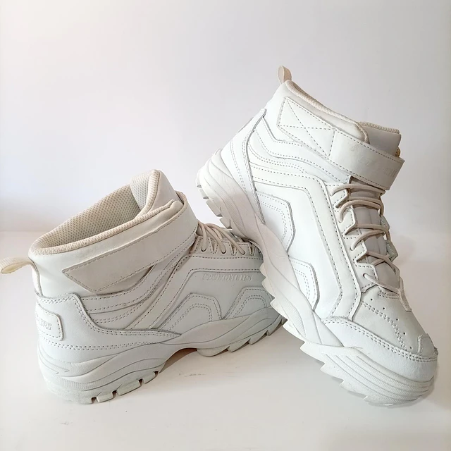 Skechers , 36 1