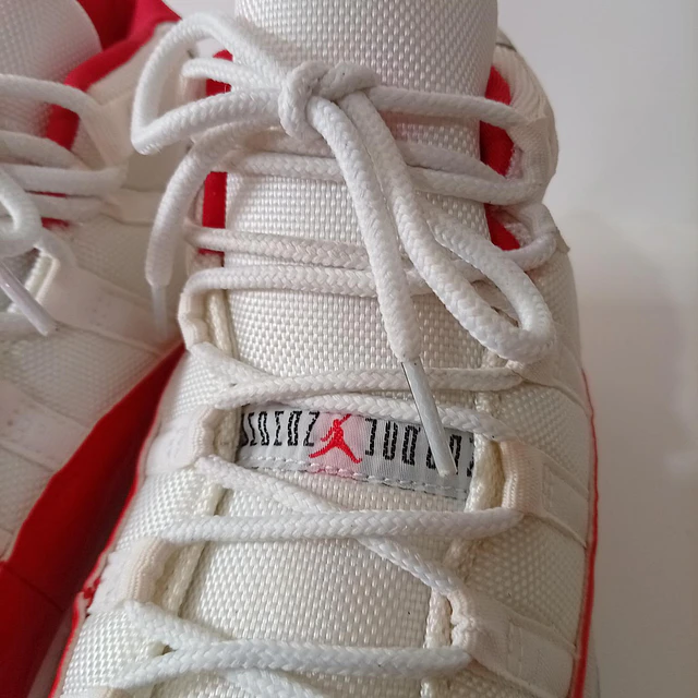 Air Jordan 11 Retro Cherry , 42 4