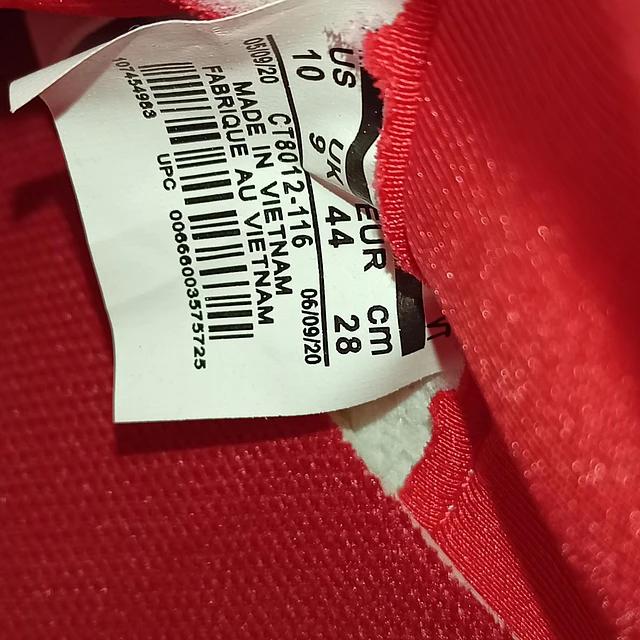 Air Jordan 11 Retro Cherry , 42 9
