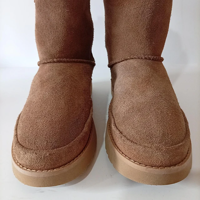 UGG Classic Zip Short , 38 4