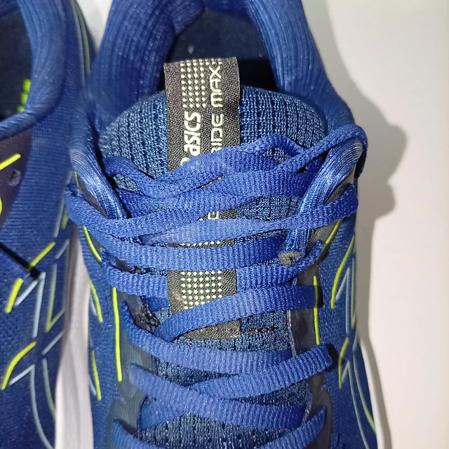 Asics Novablast 5 , 27,5 cm 4