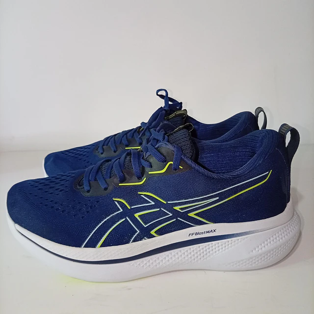 Asics Novablast 5 , 27,5 cm 8