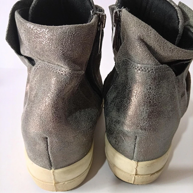 Igi & co , cuero , 35 7