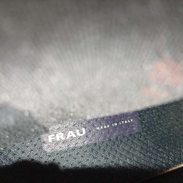 Frau , reno , 38 6