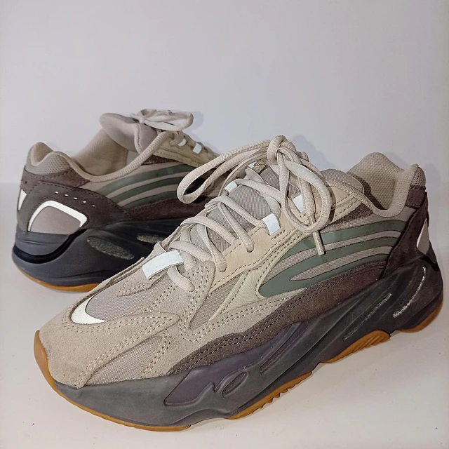Adidas Yeezy Boost 700 , 24,5 cm 2